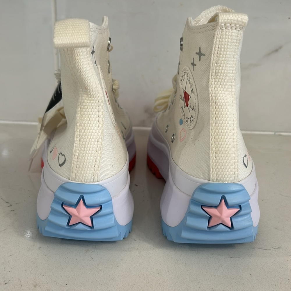CONVERSE CHUCK TAYLOR RARE   Run Star Hike Platform Y2K HEART sneakers.